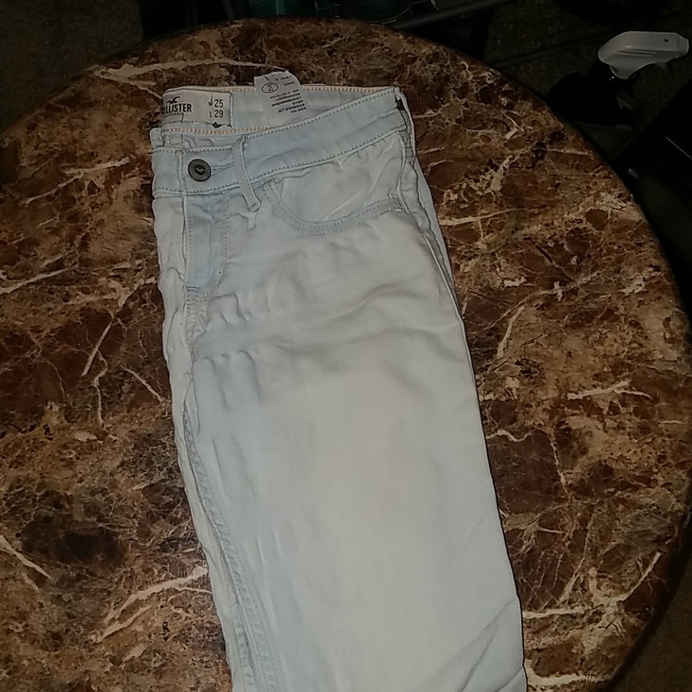 Hollister Jean's